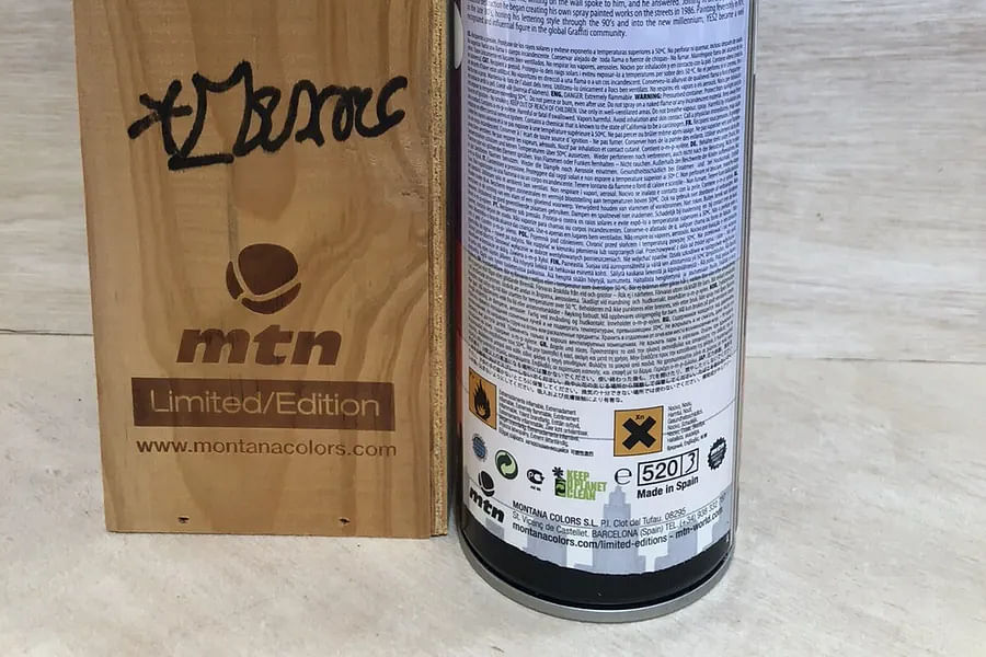 Graffiti style vape juice packaging