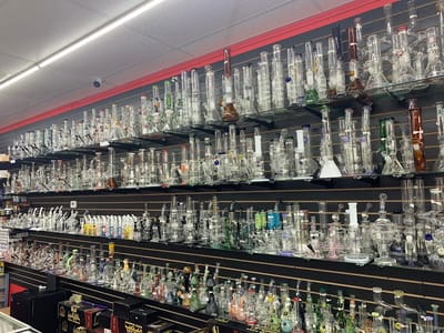 1960 Smoke Shop and Vape Delta 8 CBD KRATOMS Atascocita Humble TX Elf Bar