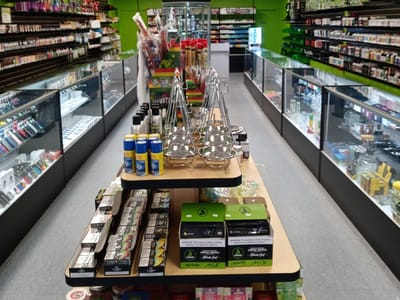 318 Cloudz Smoke & Vape Shop