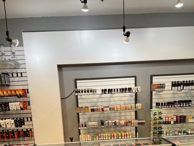 318 Cloudz Smoke & Vape