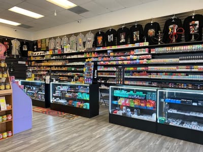 320 Smoke & Vape shop
