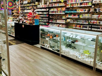 3OH3 Smokes & Vapes (303 Smokes & Vapes)