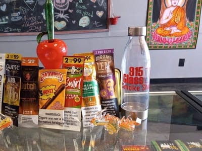 915 Glass Smoke Shop