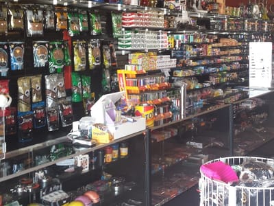 A - Z Tobacco & Vapor Shop