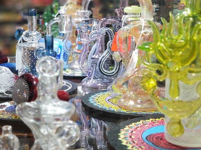 A - Z Tobacco & Vapor Shop