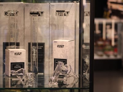 Amsterdam Smoke and Vape Store