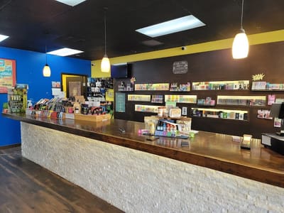 Artisan Vapor & CBD Houston l Vape Shop l CBD Store l Smoke Shop | Kratom l Delta 8 THC | Elf Bar | Esco Bars | 3Chi