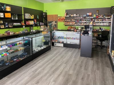 Asylum Smoke and Vape | Disposable E-Cigs | Hookah and more