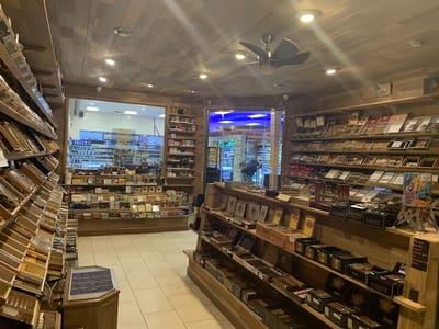 AV Tobacco - Apple Valley