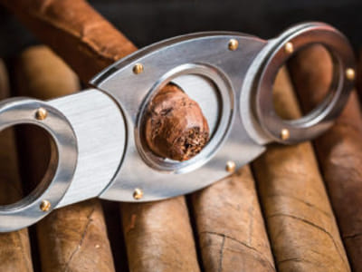 AV Tobacco - Apple Valley