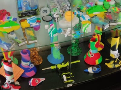 Azara Smoke N Vape Kenosha