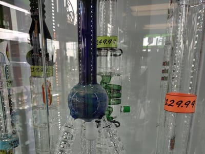 Azara Smoke N Vape Kenosha