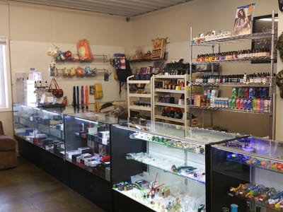 Bam's Smokes & Vapes