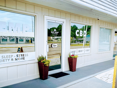 Bay Leaf CBD + THC (Delta 8, Delta 9, Delta 10, HHC) + Kratom + Vapes