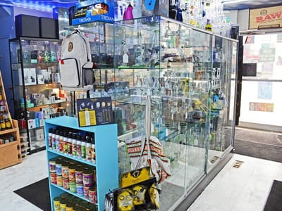 Blue Dream Vape & Smoke