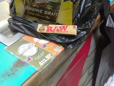 Bobs Discount Tobacco & Beer