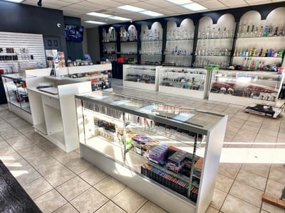 Buzzin Smoke & Vape Shop