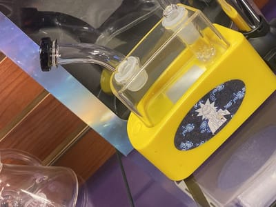 Chimney Daze Smoke & Vape Shop Too