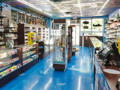 Cloud 9 Smoke, Vape, & Hookah Co. - Canton