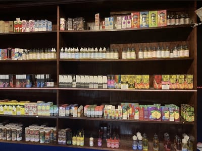 Cloud Vapes & Smokes