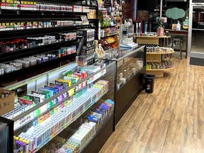 Cloud Vapes & Smokes