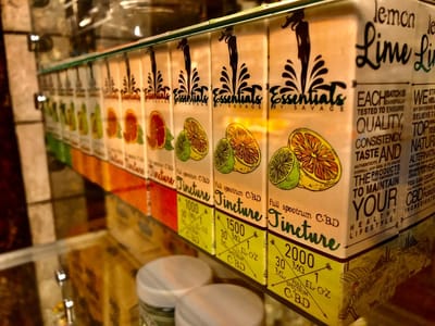 Cloud Vapes & Smokes