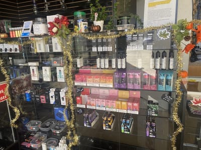 Cloudy Daze Vape & Glass