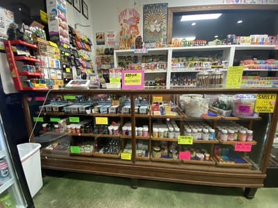 Crazy Vape CBD Escobar HHC Delta 8 Delta 10 3chi THC 0 Hookah Water Pipe OPMS Kratom Cigar Shop