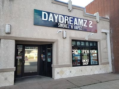 DAYDREAMZ 2 Smokez 'N' Vapez