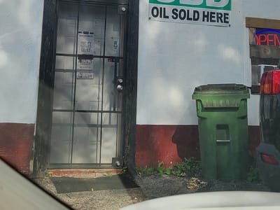 Down Under Smoke Shop