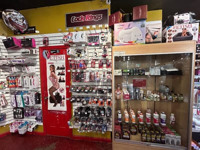 Elite Smoke Shop & Adult Novelty