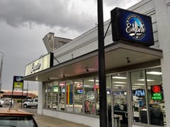 Empire Merch. Co. Smoke & Vape