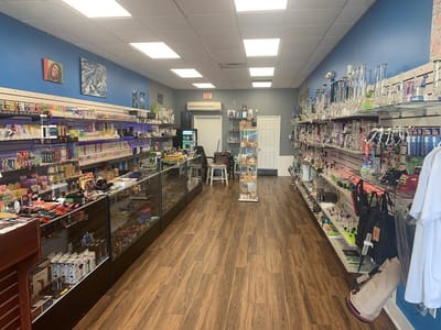 Empire Vapes And Tobacco |Delta 8| |Glass Shop|