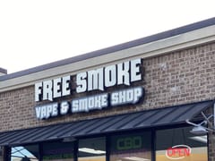 Free Smoke Vape and Smoke Shop