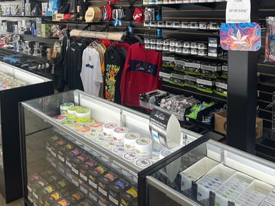 Free Smoke Vape and Smoke Shop