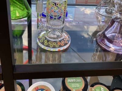Fumee The Smoke Shop - Malvern (Delta 8, Vape, CBD, Kratom, Glass, Hookah)