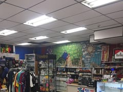 G & J Smoke & Vape Shop