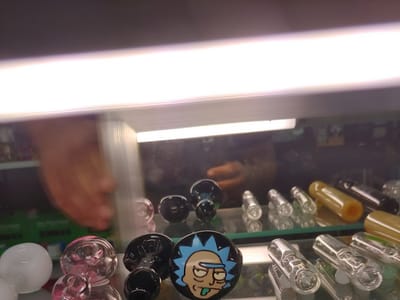 Galactic Papes and Vapes