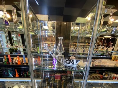 Glass City Tobacco VAPE SHOP CBD Kratom Juul Cigar shop Gifts Disposable vape