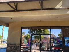 Gravitate Smoke & Vape