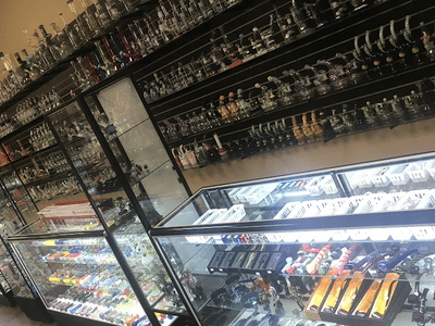 Gravitate Smoke & Vape