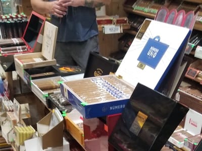 Greenleaf Vape & Tobacco