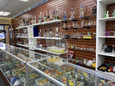 H smoke shop