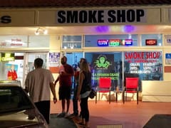 HAPPY LOU'S SMOKE SHOP