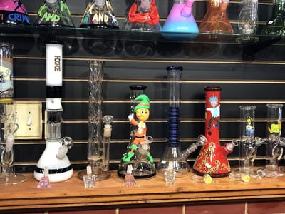 Happy mood smoke shop