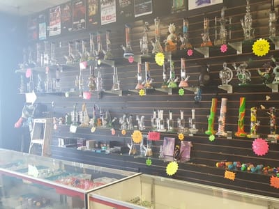 Hashtag Smoke and Vapes
