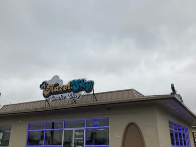 Hazel Sky Smoke & Vape #10 Blanco