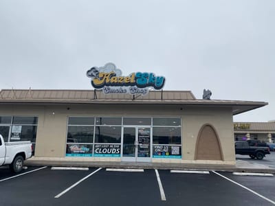 Hazel Sky Smoke & Vape #10 Blanco