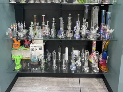 Hazel Sky Smoke & Vape #7 Allen