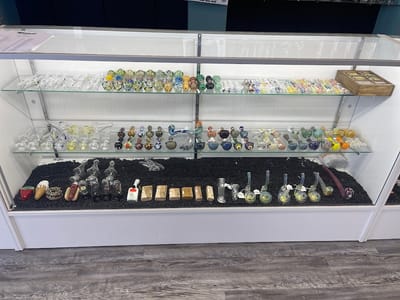 Hazel Sky Smoke & Vape Plano